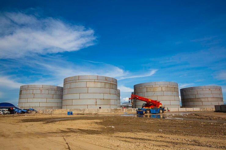 https://unipol.co.ke/wp-content/uploads/2025/01/constuction-oil-derrick-crane-big-oil-tanks_478515-6627.jpg